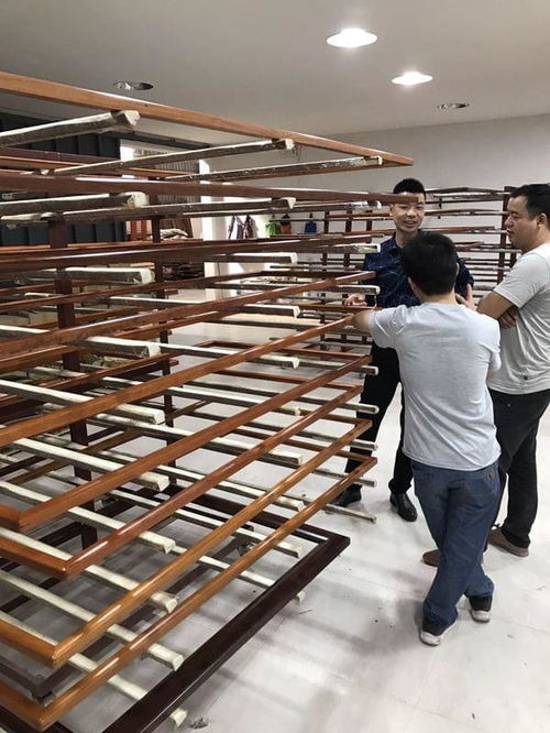 堡潤(rùn)家具漆走訪山水紅木畫(huà)框等企業(yè)